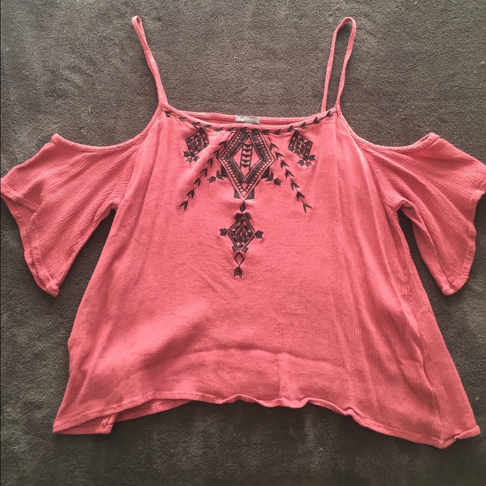 Charolette Russe Top!!