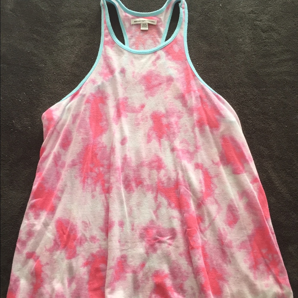 Razorback tank
