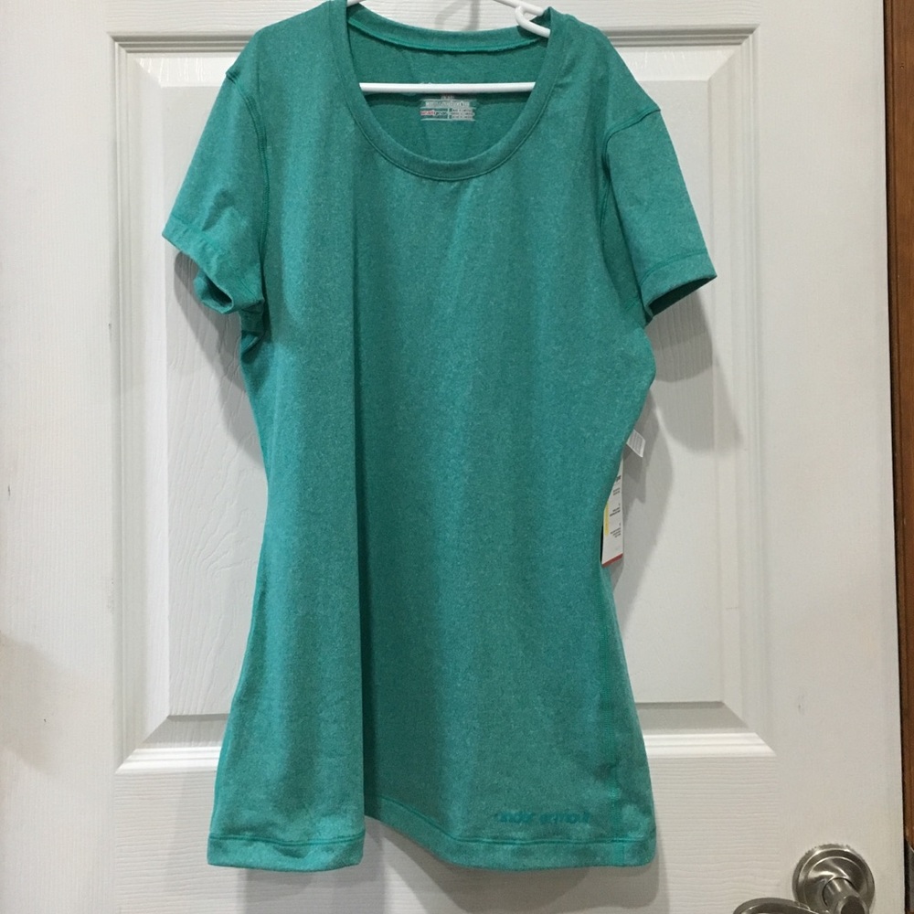 Under Armour tee