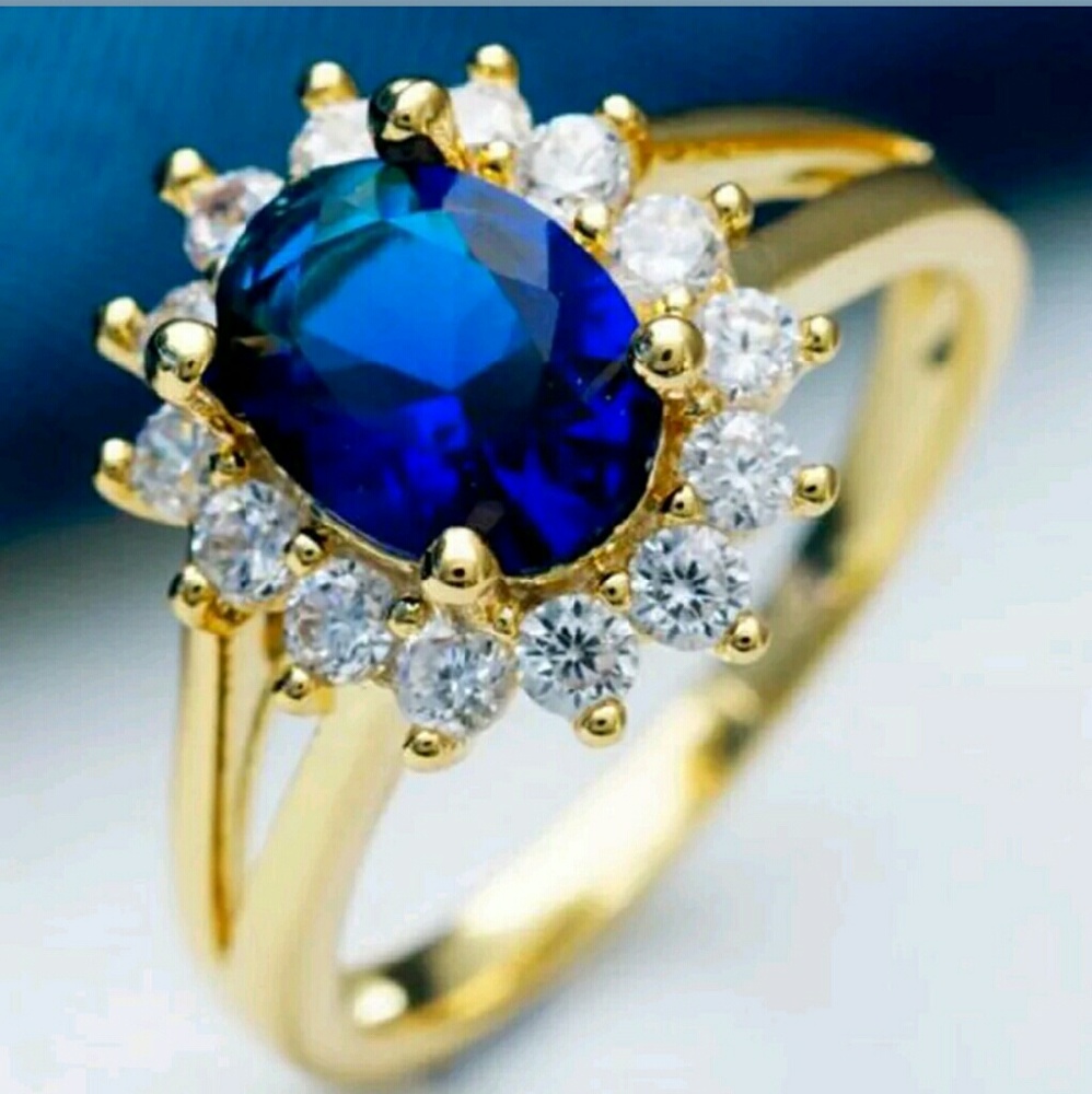 Beautiful Blue Crystal Ring