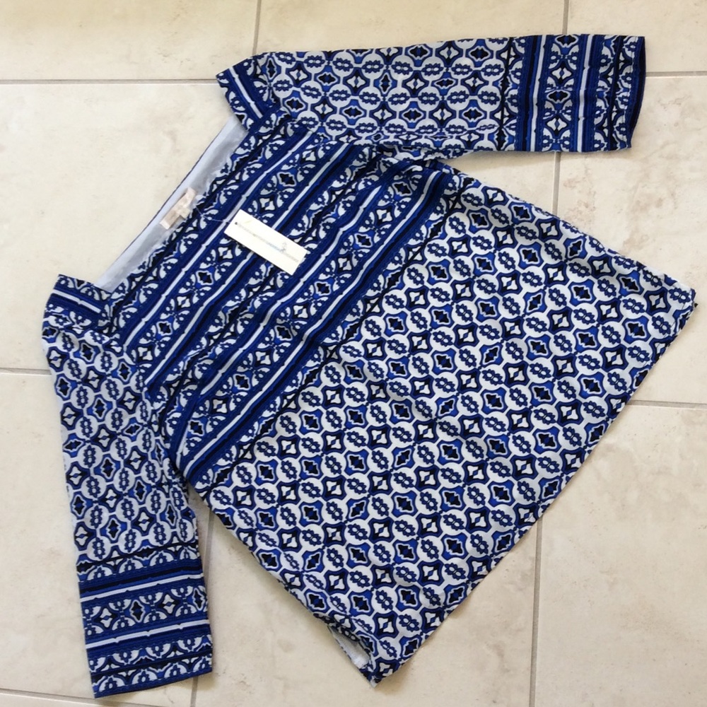 UNDER SKIES SIZE S TOP