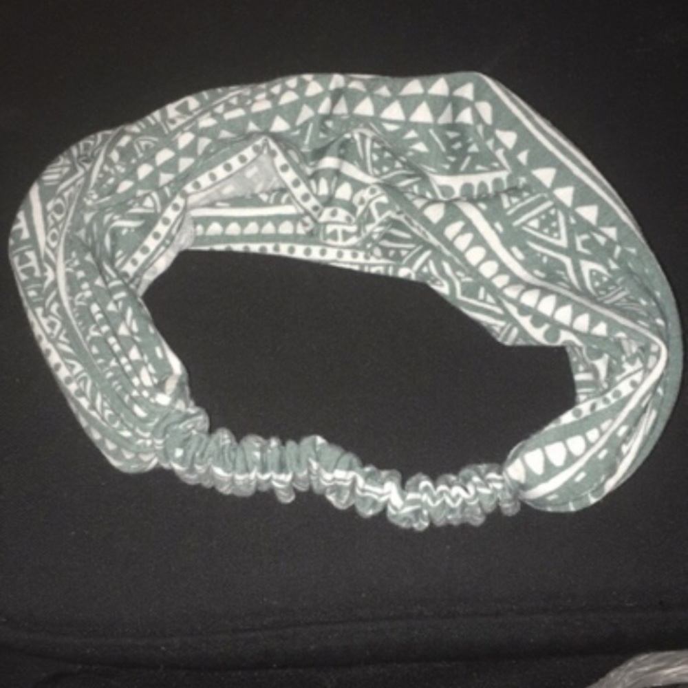 Aerie tribal print headband