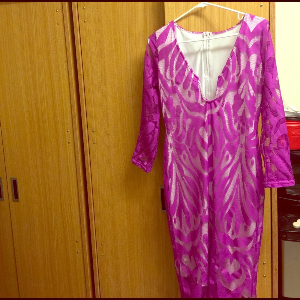 Fitted Purple Lace Dress