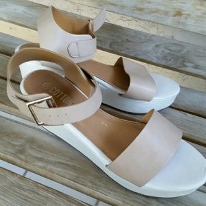 ⚠SALE⚠- Cotton On Platform Sandals