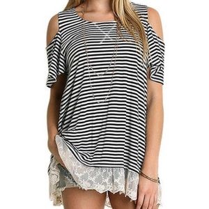 Final price🎉Umgee cold shoulder top NWT