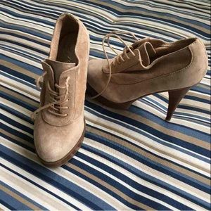 Ankle booties NWOT 6.5