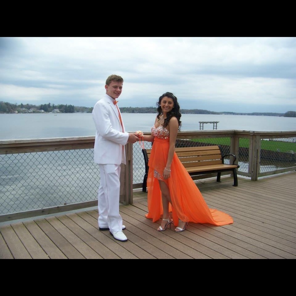 Prom dress - Picture 1 of 1