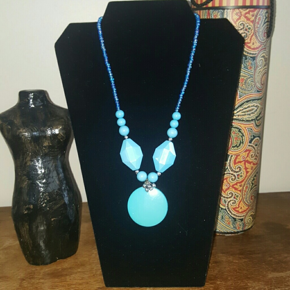 Fabulous Teal handmade necklace !!
