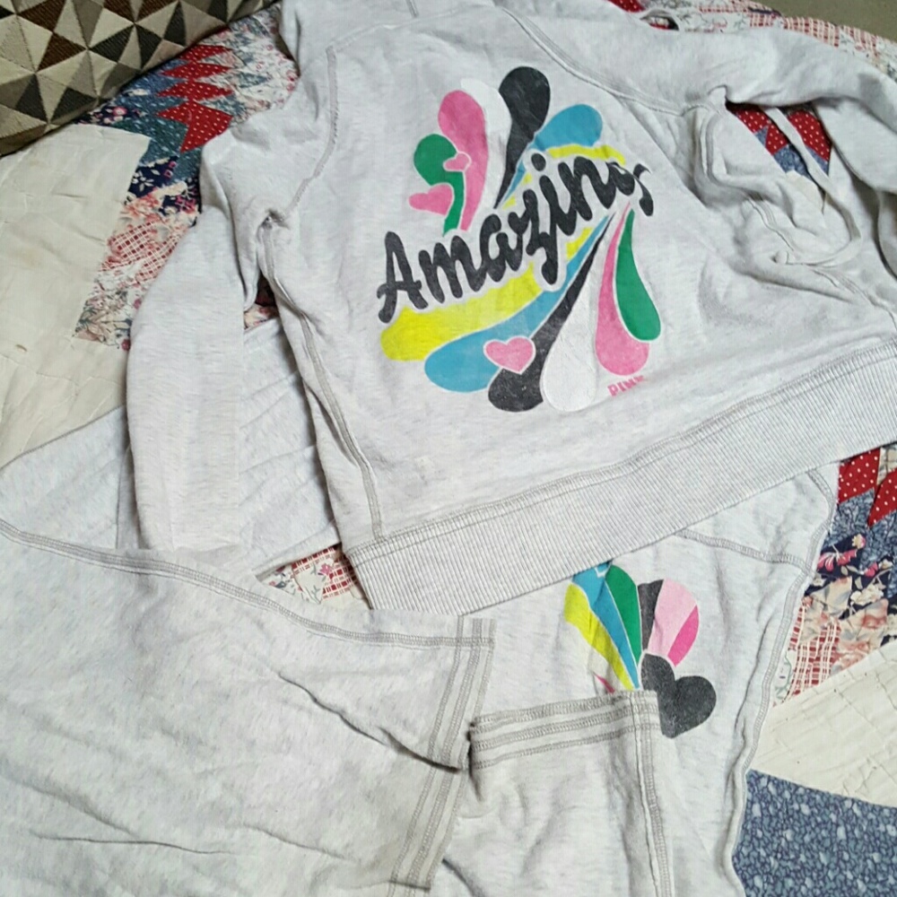 Discount😃😂Grey Victoria Secret pink outfit