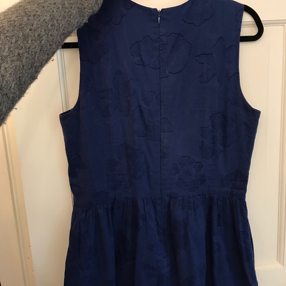 Blue Subtle Floral Patterned Dress - Picture 3 of 3