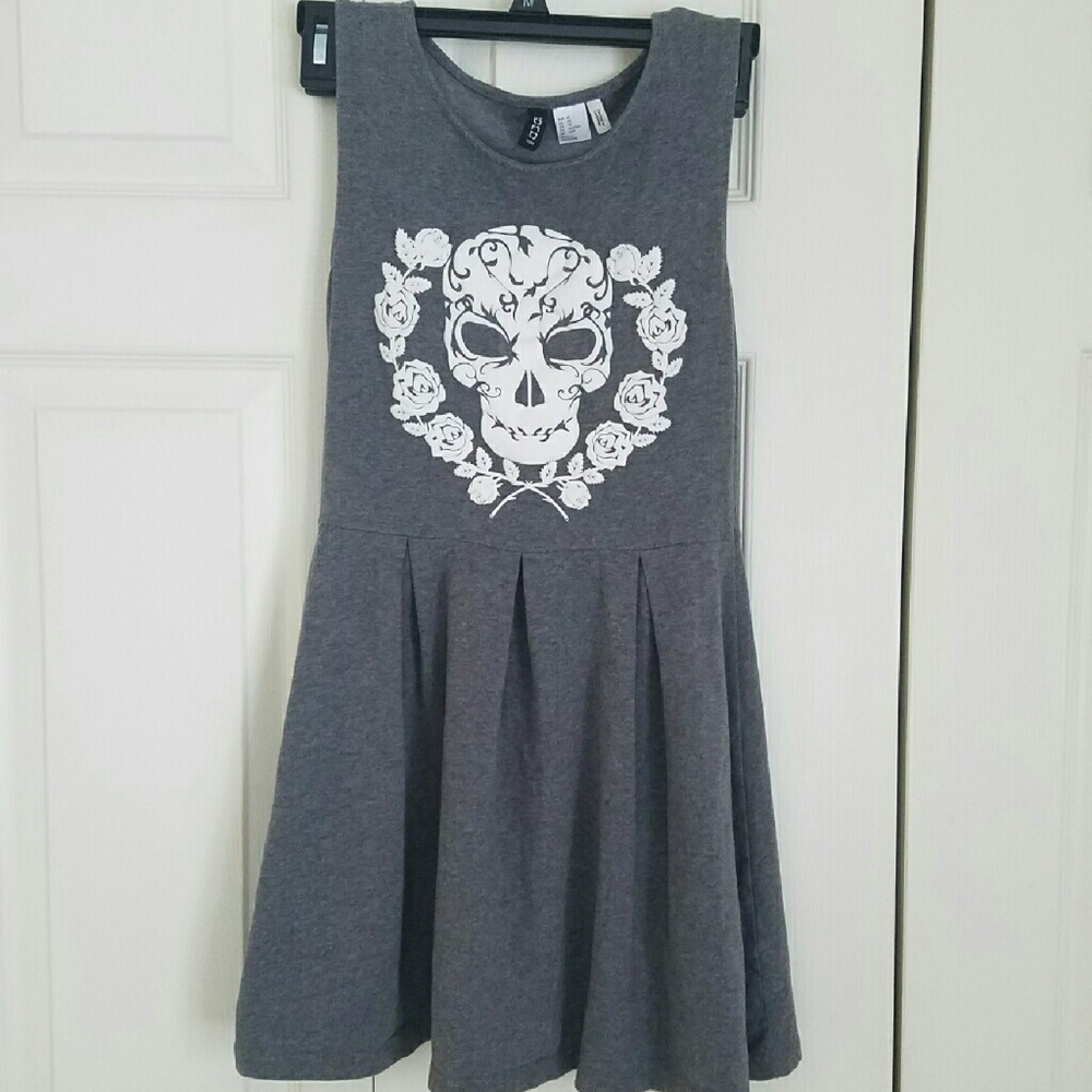🚫SOLD on merc: grey skull flowers skater dress