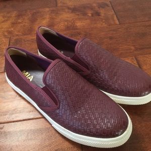 MIA Corklynn fashion Sneakers Size 8.5