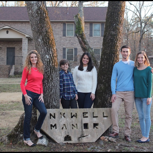 Meet your Posher, Jada - Picture 2 of 4