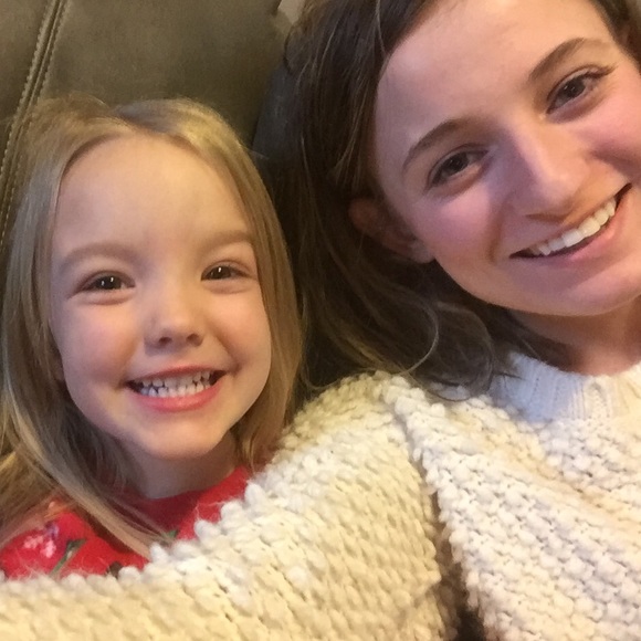 Meet your Posher, Jada - Picture 3 of 4