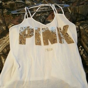 vs pink tank
