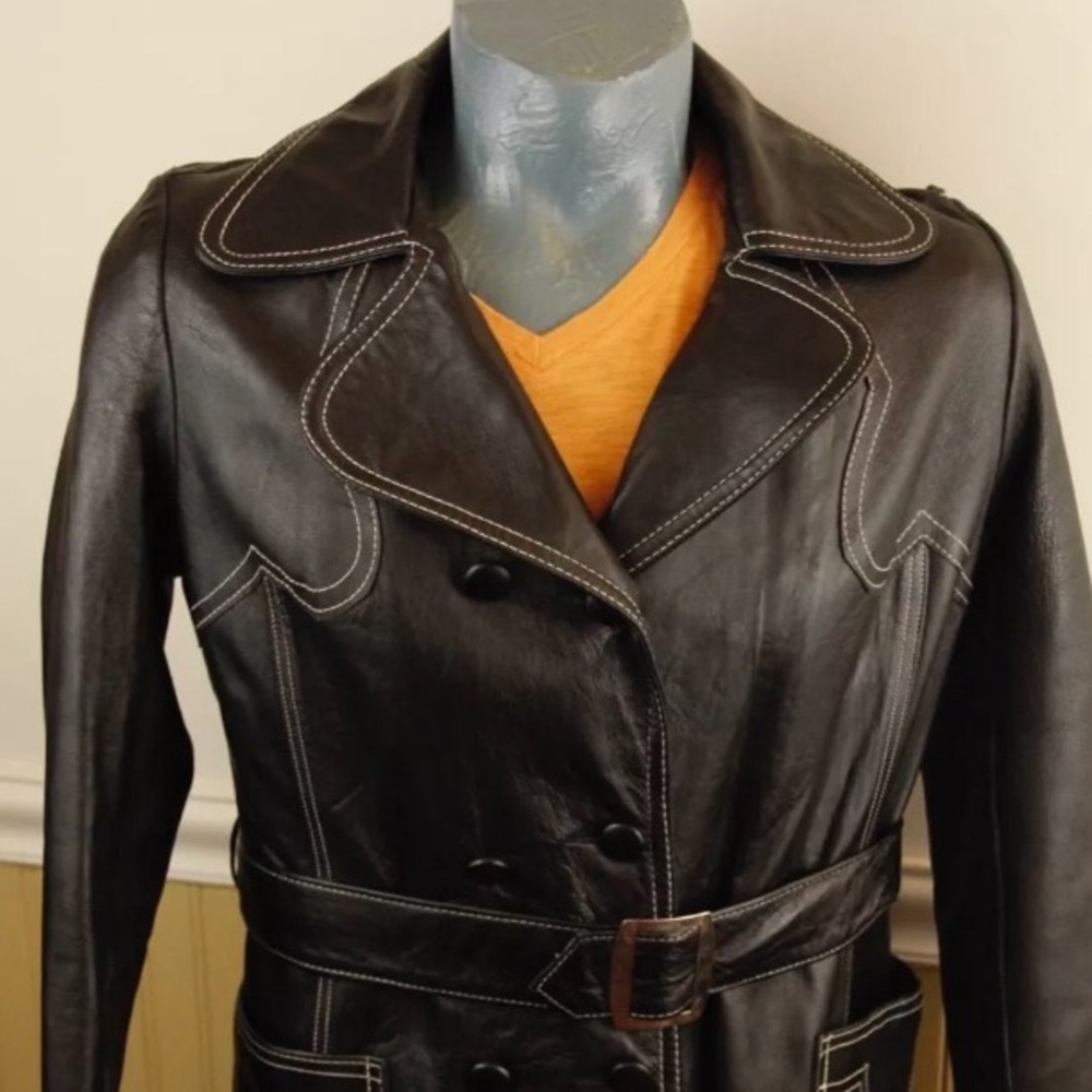 Amazing detail black 1970s jacket EUC vintage mod