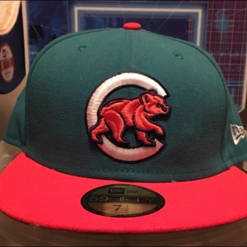 Chicago Cubs Teal, Solar Red, White FITTED CAP