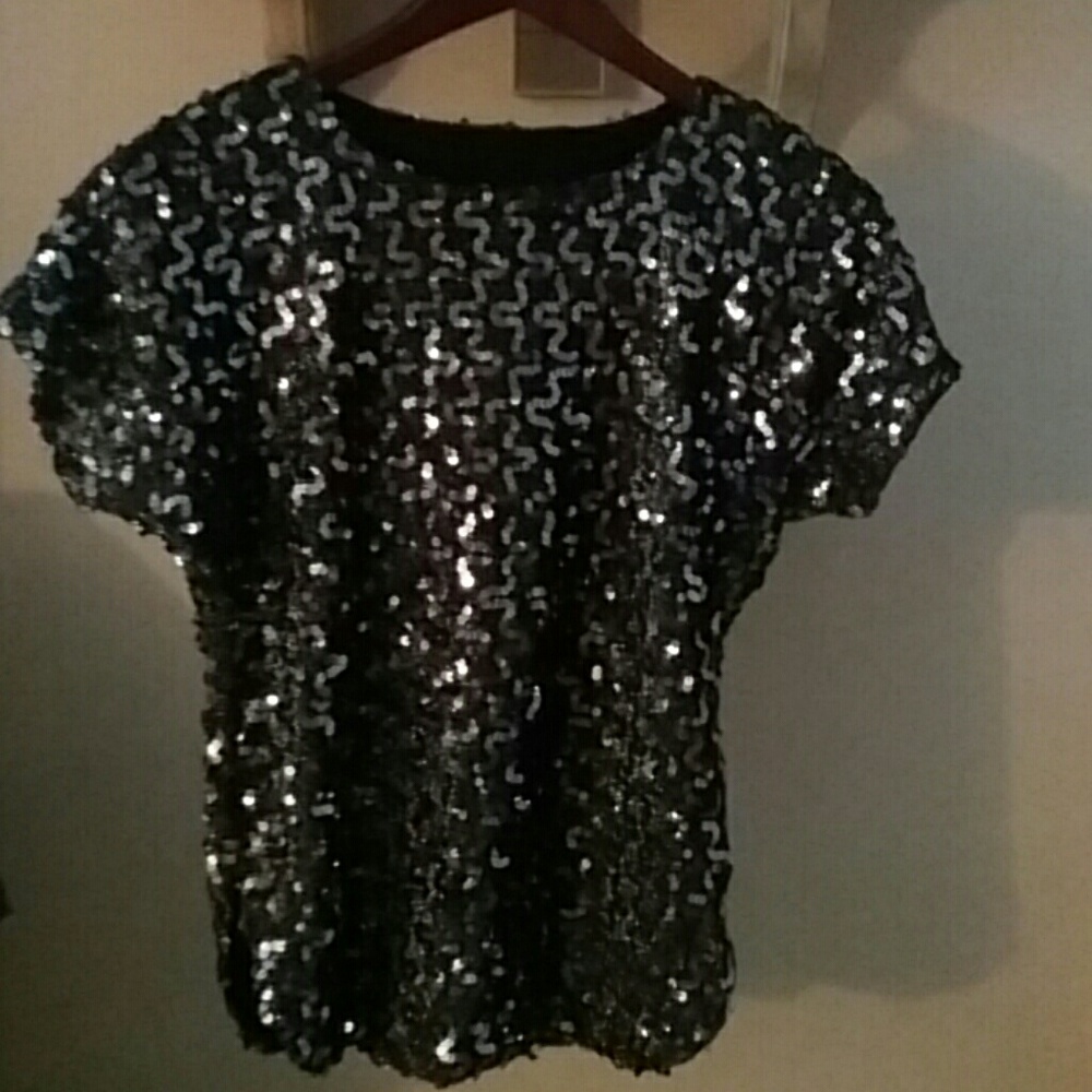 Dressy sequins shirt, stretchy material
