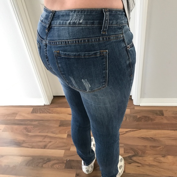 SOLD OUT - Picture 2 of 4