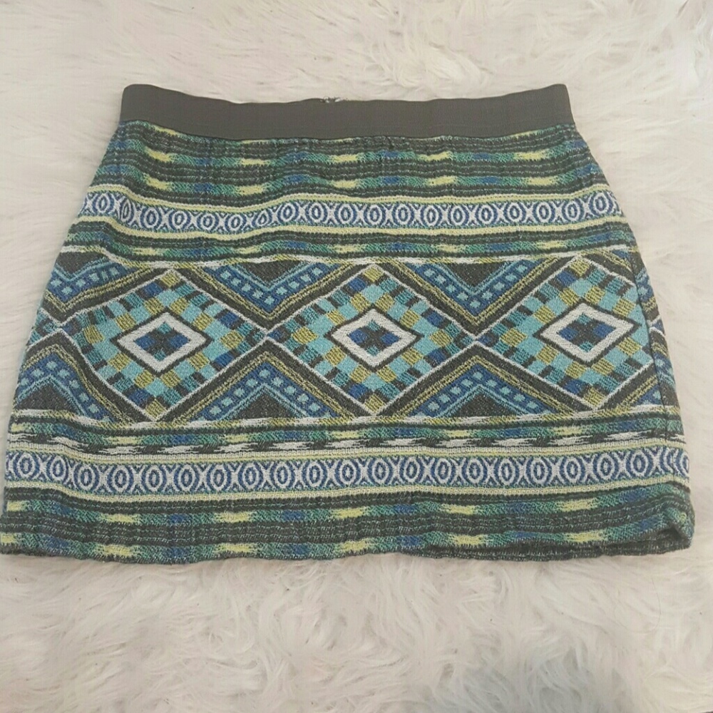 Tribal print skirt