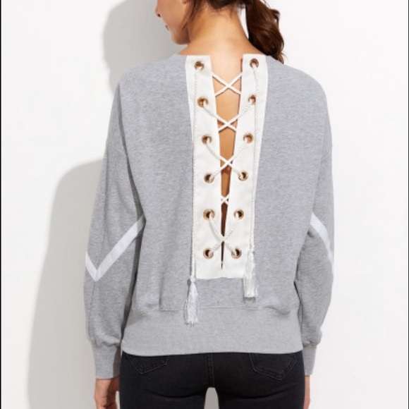 Tops - 💖 Lace up back gray sweatshirt - sexy and casual