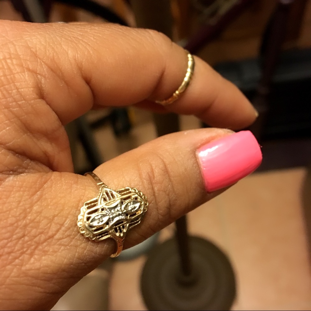 Vintage 10K 💯YG ART DECO RING