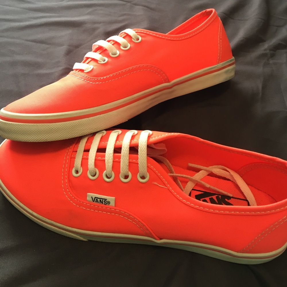 VANS - shoes.