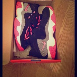 NIKE ROSHERUN SIZE 7