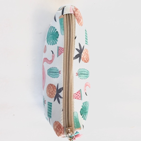 SOLD OUT - Picture 4 of 7