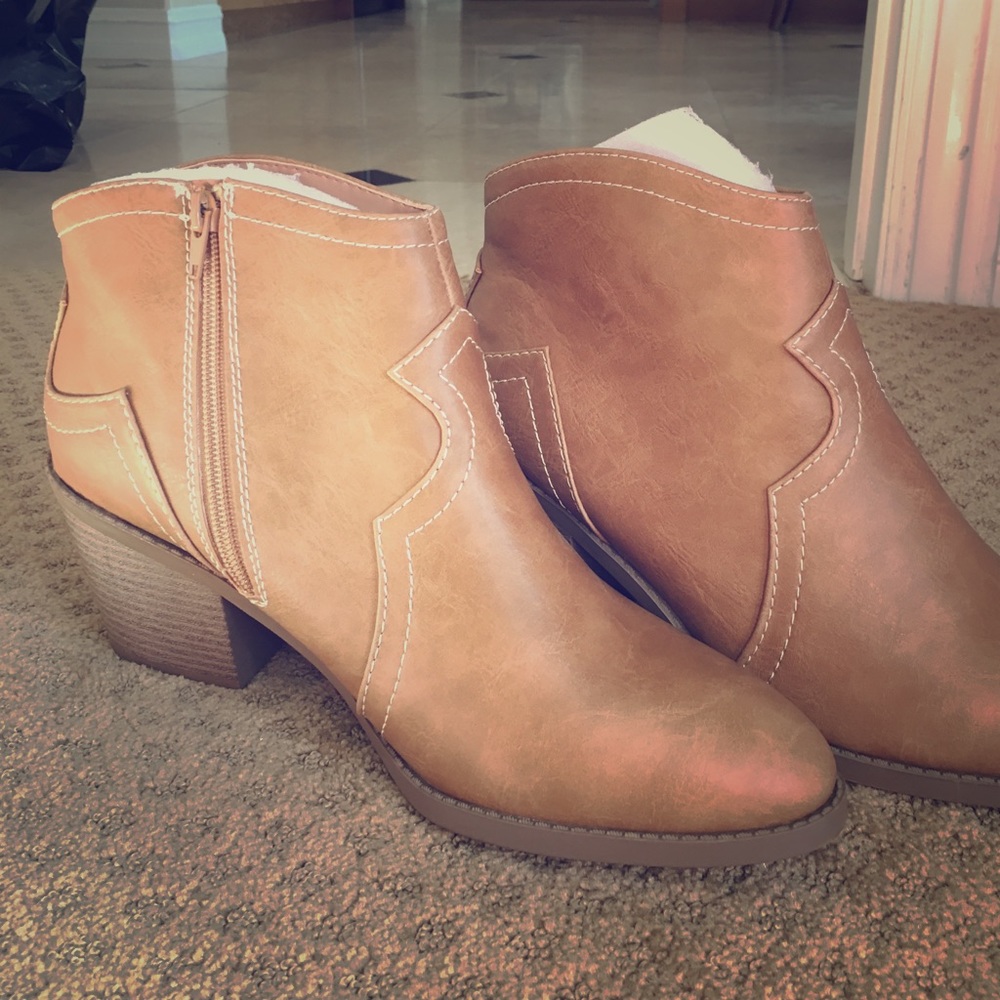 Light brown booties!
