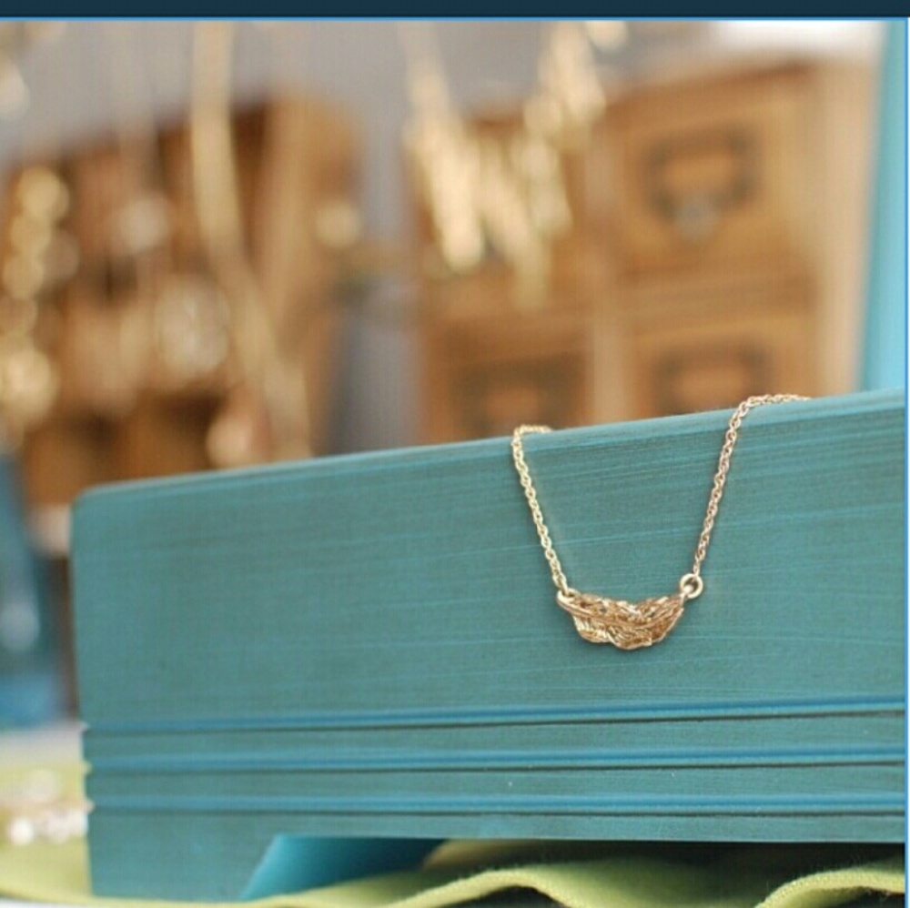 Gold feather pendant 12k