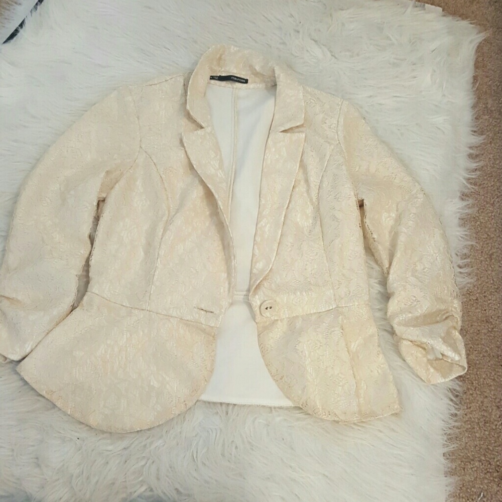 Cream lace blazer