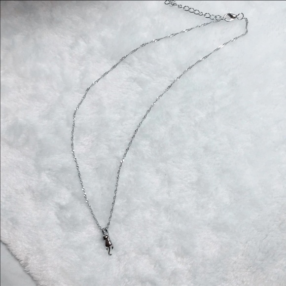 (O1) Dainty Kitty Necklace - Picture 4 of 5