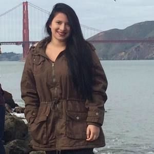 Meet your Posher, Marcela