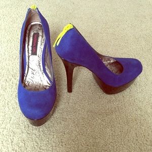 Blue material girl heels!!