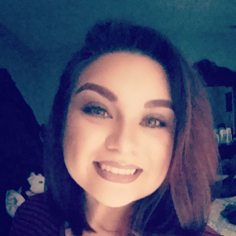 Meet your Posher, Gaby