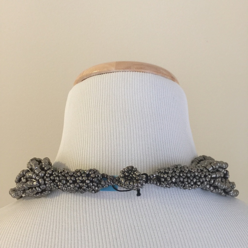 NWT bold chunky beaded statement necklace - Picture 2 of 2