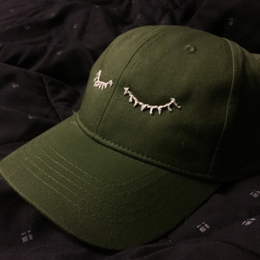 EYELASH HAT✨👀