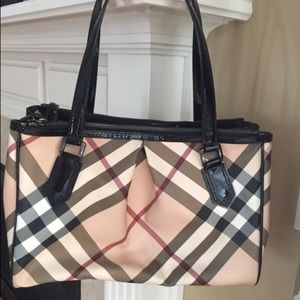 Burberry Medium Melbury Nova Check Bag
