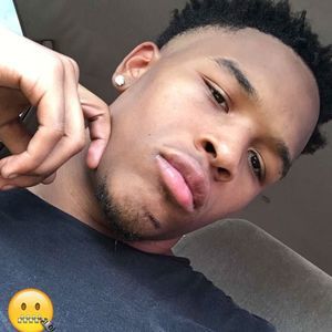 Meet your Posher, Devin