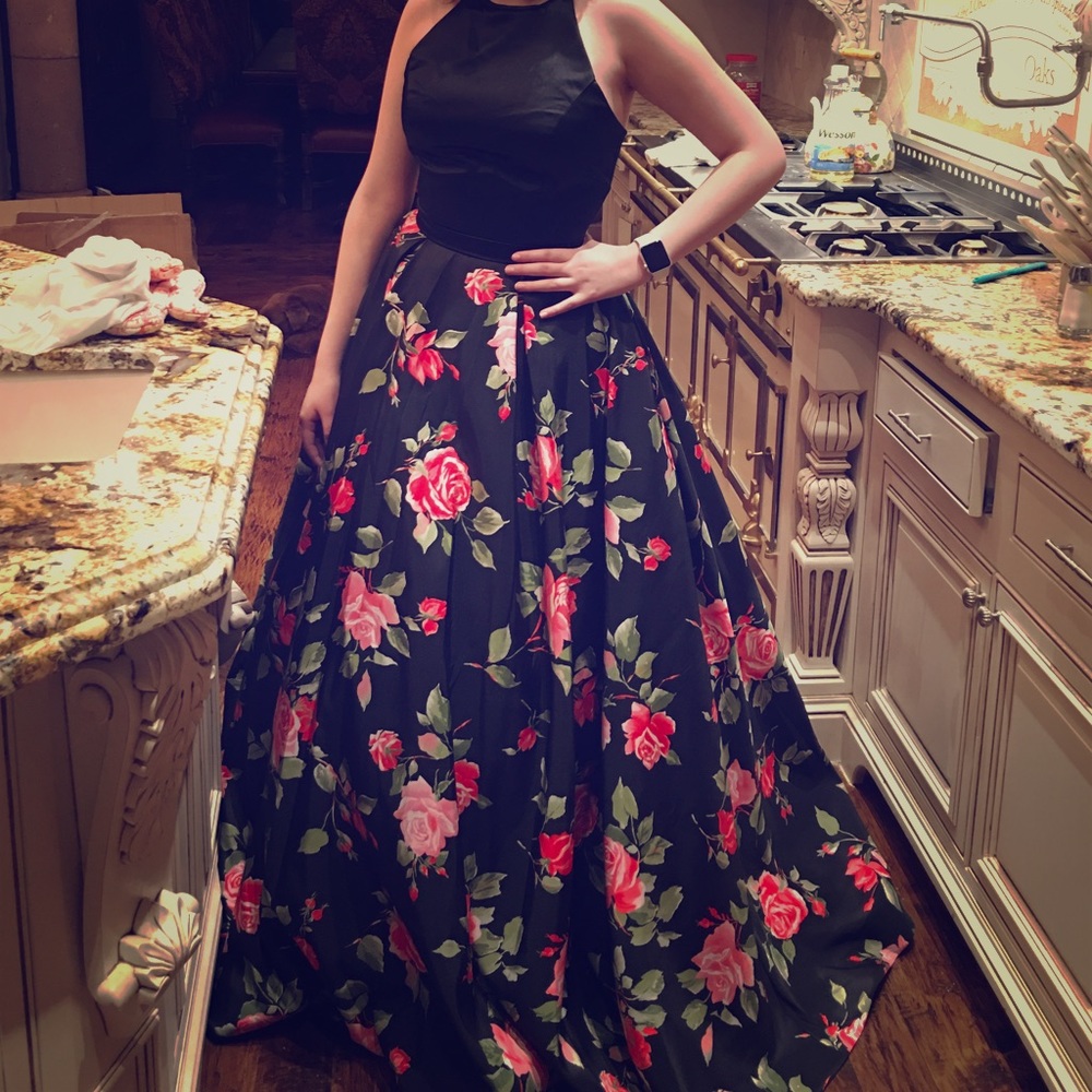 Sherii hill prom dress