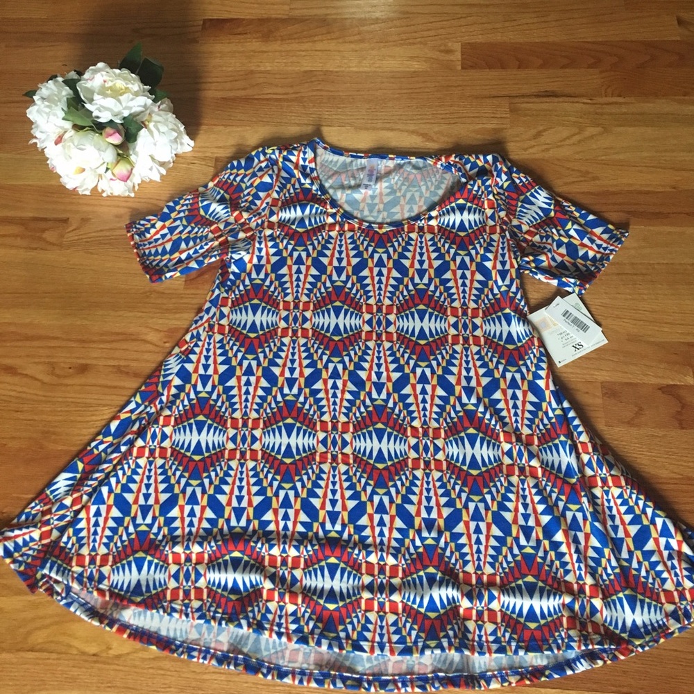 Lularoe perfect tee