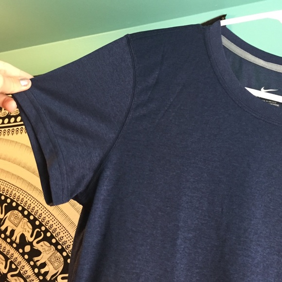 ‼️NWT‼️Nike Dri-Fit tshirt - Picture 4 of 4