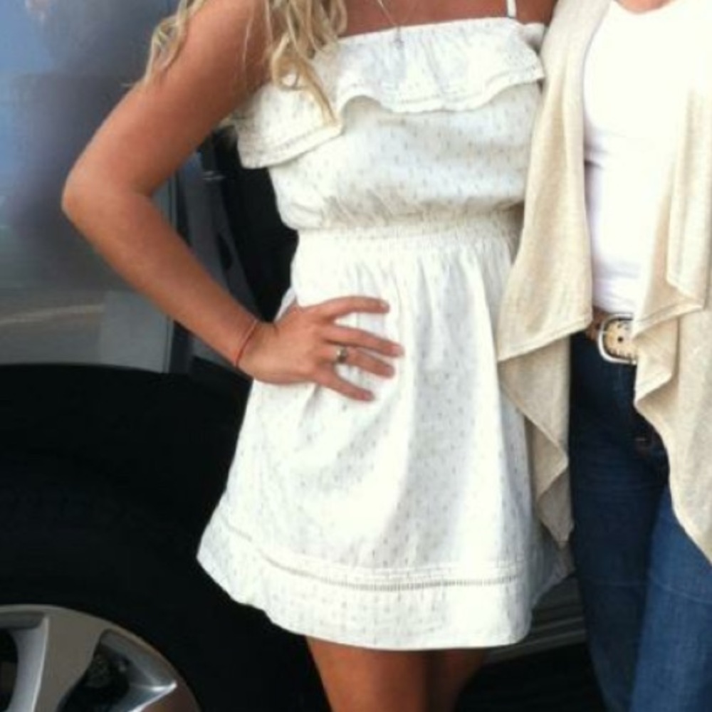 White dress✨gold detail