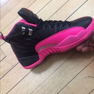 Jordan 12's pink