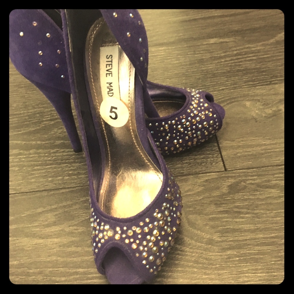 🎉🎉 SALE. sparkly new Steve Madden shoes🎉🎉