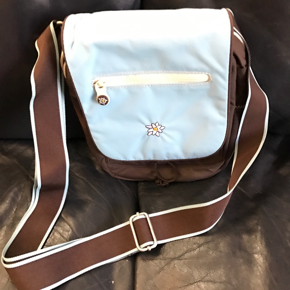 Shoulder bag