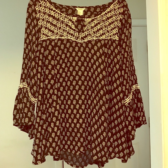 Forever 21 Tops - 🔥Host Pick!🔥💗forever 21 boho style blouse💗 S