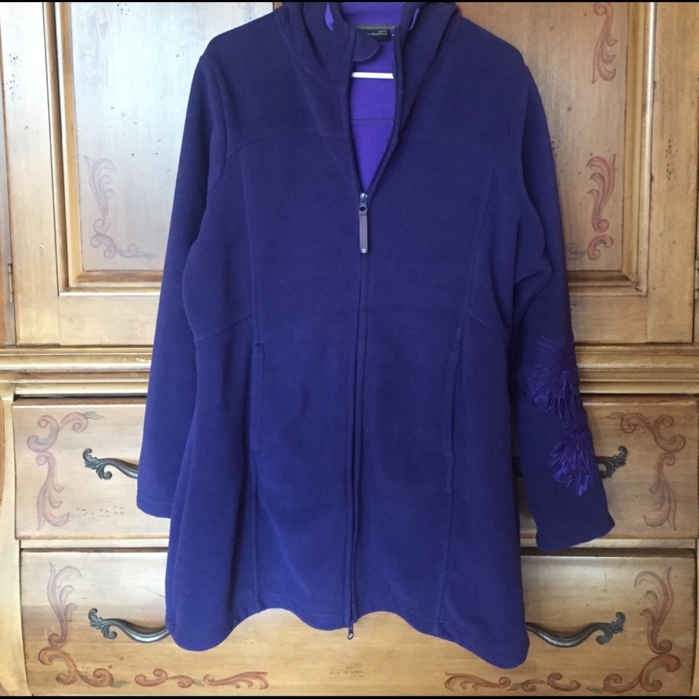Mondetta long length purple fleece coat
