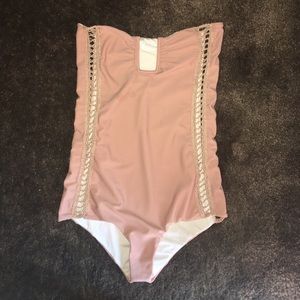 Acacia Africa One Piece